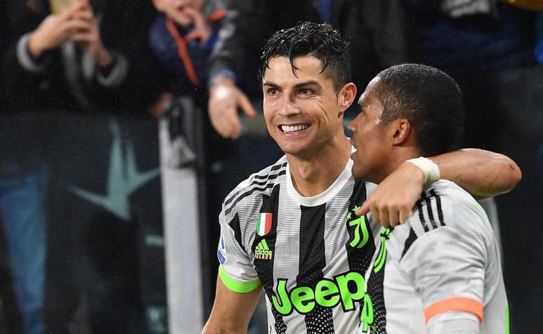 Cristiano se presento con su disfraz a la práctica matutina de la Juventus. (ARCHIVO)