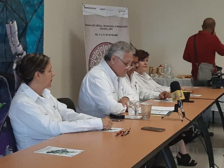 El director del Coecyt, Mario Valdés Garza, informó que el gobernador Miguel Riquelme inaugurará este foro que será los días 5 y 6 de noviembre en el Aula Magna del Centro Cultural Universitario de la Autónoma de Coahuila, Campus Arteaga.
(EL SIGLO DE TORREÓN)