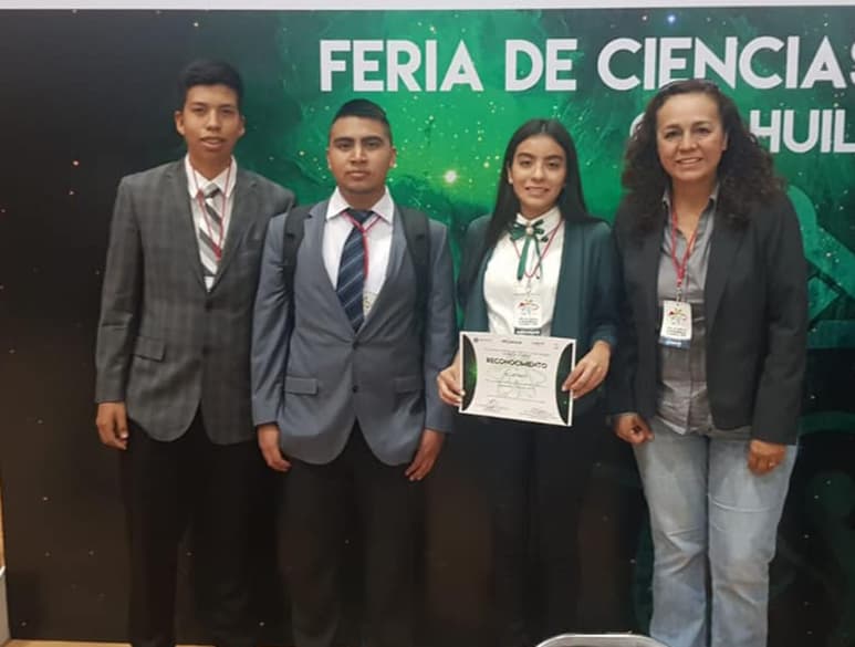 Los estudiantes coahuilenses del Cecyte se prepararán para la competencia del Fenaci, a celebrarse durante este mes en Oaxaca. (CORTESÍA)