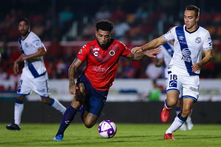 El delantero turco-inglés dejará suelo mexicano al terminar su contrato. (Archivo)