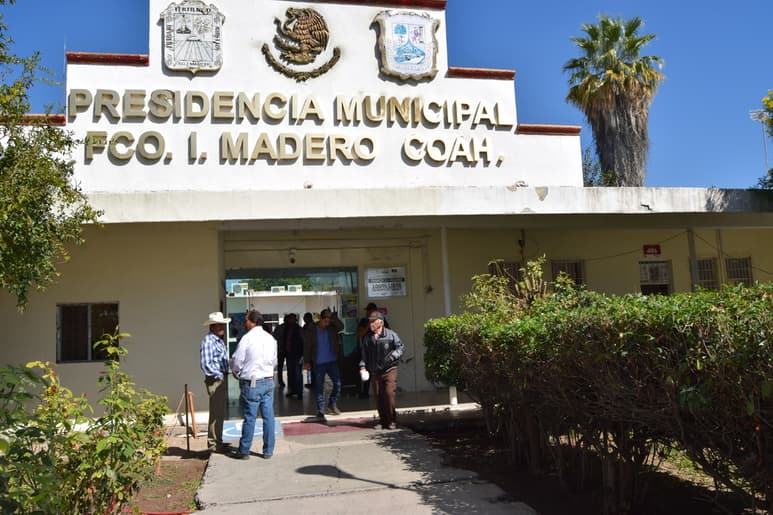 Desde hace un par de semanas se están haciendo enroques en algunas áreas de Madero. (EL SIGLO DE TORREÓN / MARY VÁZQUEZ) 