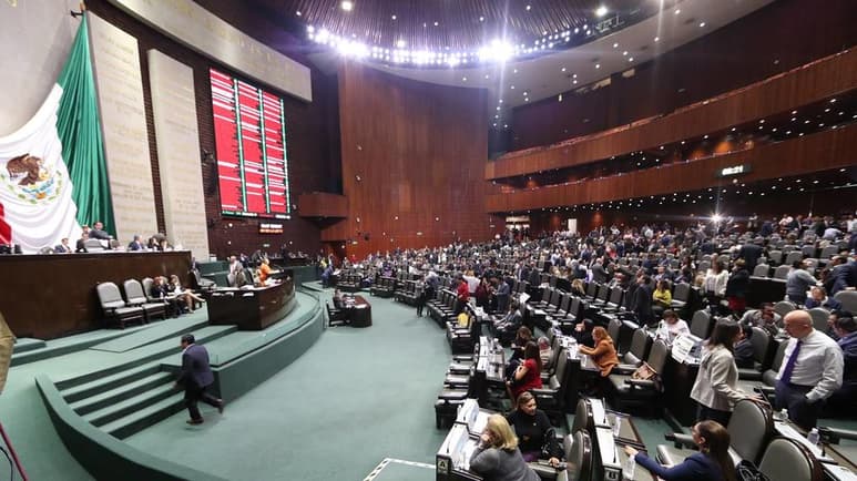 También solicitarán que se modifique la orden del día para que la discusión del PEF 2020 quede inscrita en la sesión de principios de mes y no en la del 20 de noviembre. (NOTIMEX)