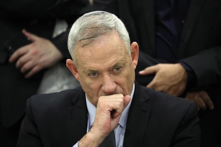 A solo tres días de que expire el plazo para que Beny Gantz forme gobierno en Israel, el líder centrista apura opciones para formar Ejecutivo, de coalición en minoría o de unidad con el Likud. (ARCHIVO)