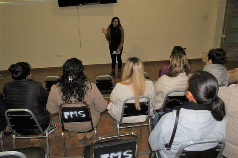 Personal de la instancia infantil de DIF municipal se capacitó en este tema a fin de adquirir herramientas para su manejo. (CORTESÍA)