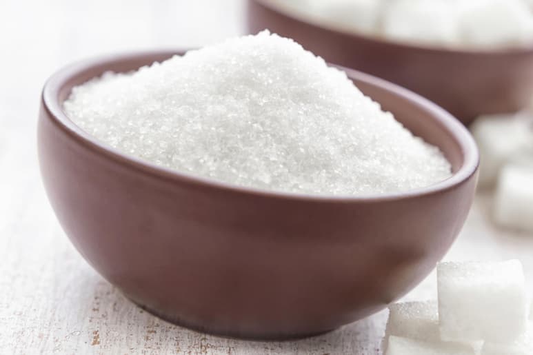 Una dieta alta en azúcar podría aumentar el riesgo de enfermedad inflamatoria intestinal y causar un impacto significativo en la salud. (ARCHIVO)