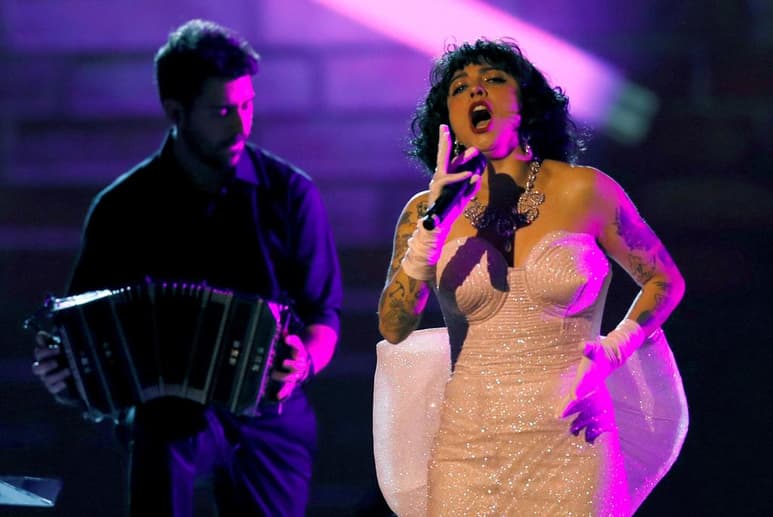 Inspirada. Laferte dice que en el viaje a Chile escribió 'muchísima música': 'Veremos si alcanza para un nuevo álbum y otra gira'. (EFE)