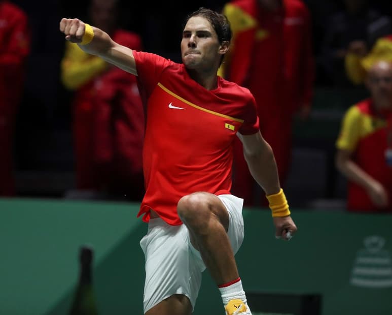 El tenista posicionado como número uno en la ATP lideró a su país en su primera victoria dentro del nuevo formato de la competencia. (EFE)