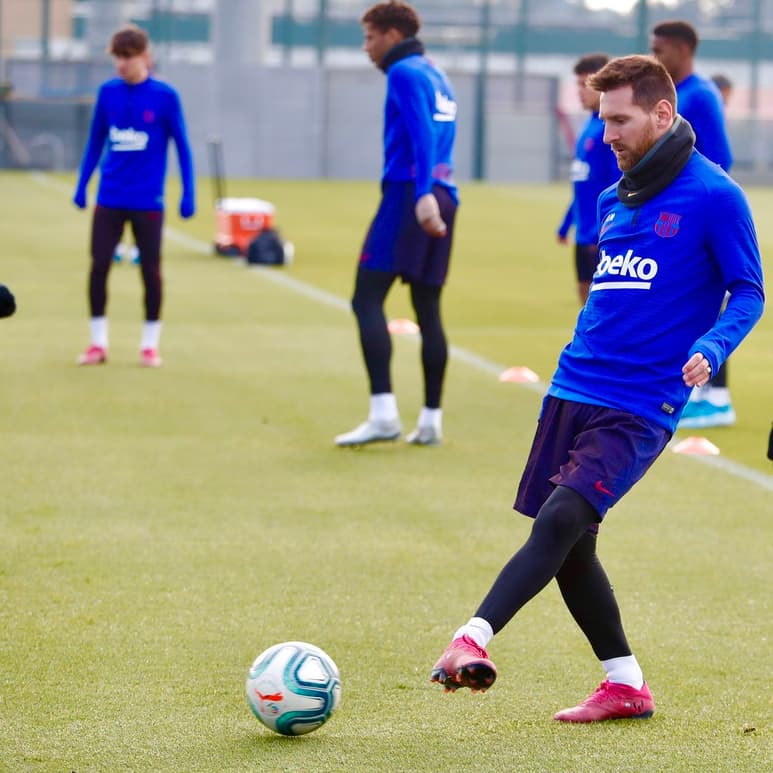 El delantero argentino se prepara para la visita que él y los blaugranas harán a la cancha del Leganés. (ESPECIAL)