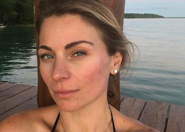 Ludwika Paleta levantó los suspiros de sus fans al compartir una fotografía en la que luce sus curvas en bikini. (INSTAGRAM)