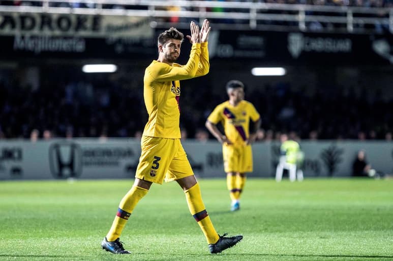 Gerard Piqué estaría buscando retirarse en el Futbol Club Barcelona. (ARCHIVO)