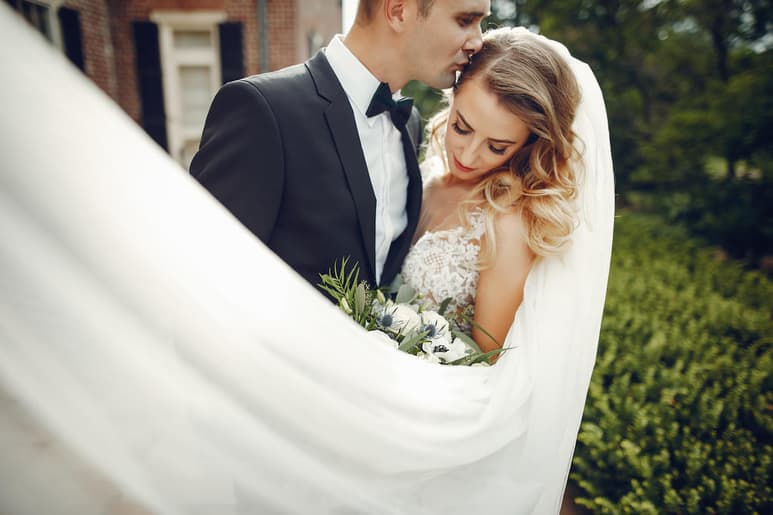 ¿Cuánto cuesta una boda?