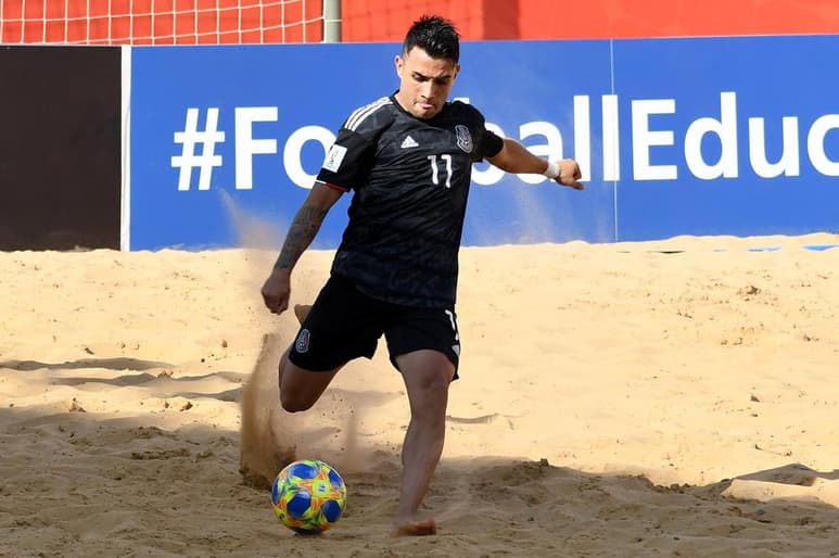 El 'Tri' se despidió de la Copa del Mundo de la categoría Paraguay 209 con una derrota por marcador de 6-2 frente a su similar de Italia. (CORTESÍA)