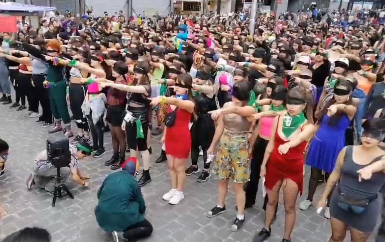 En el marco del Día Internacional de la Eliminación de la Violencia contra la Mujer. (CAPTURA)