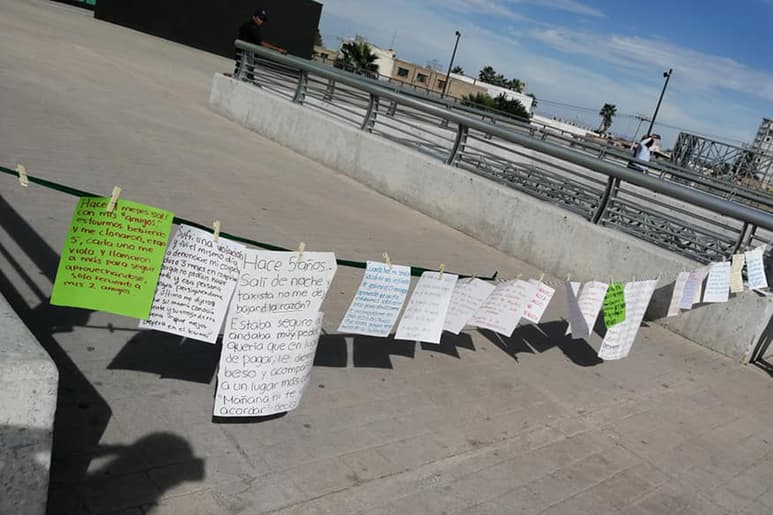 A través de un tendedero hecho con denuncias, las mujeres compartieron sus historias de violencia. (CORTESÍA)