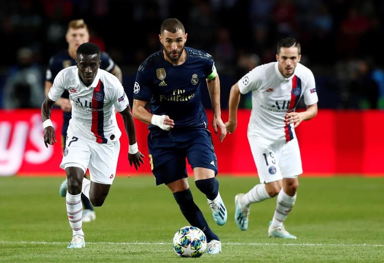El delantero galo Karim Benzema se ha convertido en el máximo referente del conjunto madridista en la actual temporada, por lo que buscará ser factor en el duelo ante los de la capital francesa. (ARCHIVO)