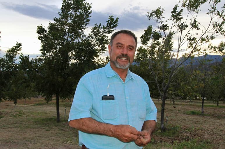 Adrián LeBarón afirma que el domingo marchará, pero no en contra del presidente Andrés Manuel López Obrador sino para pedir justicia, por lo que pidió que no lo envuelvan en 'chisme político'. (ARCHIVO)
