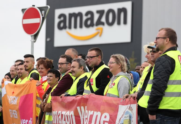 Los empleados de los centros de distribución del gigante estadounidense Amazon en Alemania iniciaron hoy un paro de labores. (ARCHIVO)
