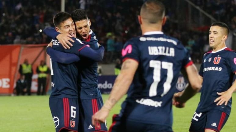La Universidad Católica se corona nuevamente como campeón del futbol chileno, sumando el segundo bicampeonato de su historia. (CORTESÍA)