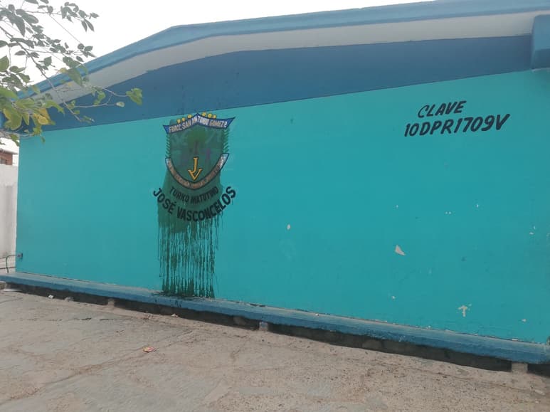 Recientemente se encontraron pintas en la escuela primaria con amenazas hacia el director.