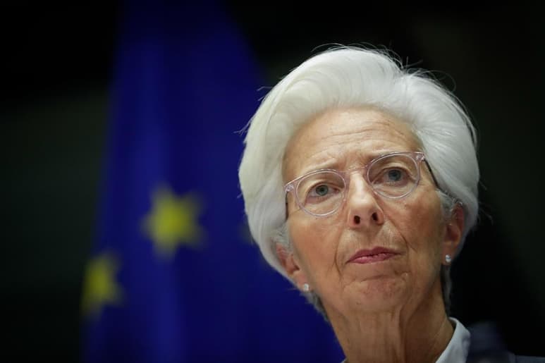La presidenta del Banco Central Europeo (BCE), Christine Lagarde, afirmó este lunes que la institución se prepara para revisar su estrategia de política monetaria. (EFE)