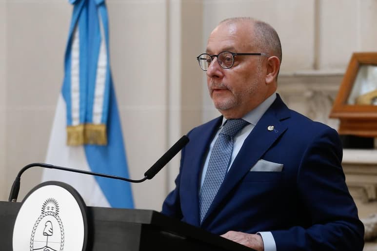 El Gobierno saliente de Argentina trabaja para iniciar un diálogo con el Ejecutivo de Estados Unidos tras el anuncio del presidente Donald Trump de establecer aranceles sobre la importación de acero y aluminio. (ARCHIVO)