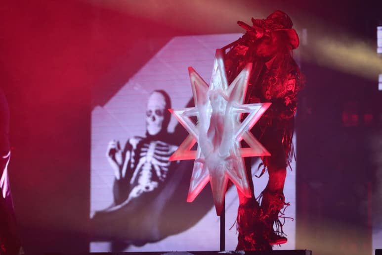 Presentación. El músico estadounidense Rob Zombie durante su presentación en el Force Fest. (AGENCIAS)