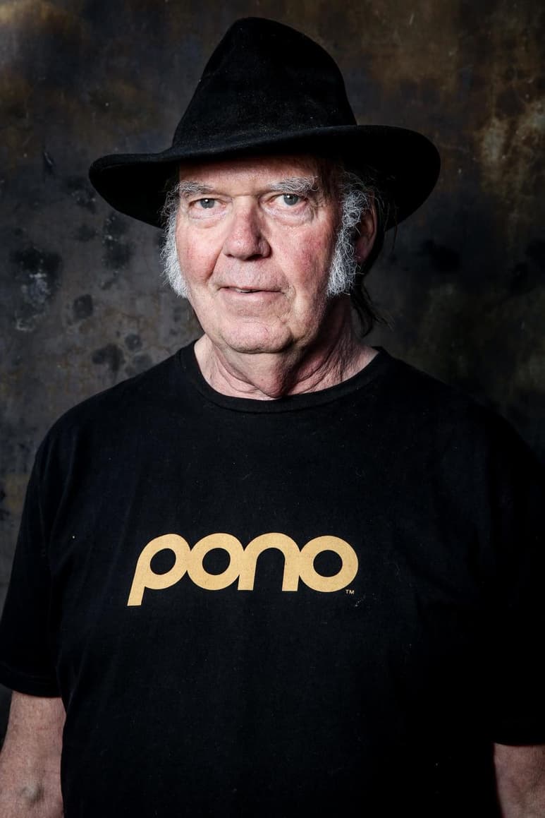 En redes. El músico Neil Young pide ayuda a sus seguidores para publicar archivo musical previsto para el próximo año. (ESPECIAL)