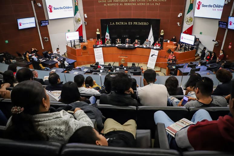 Los senadores de Morena, PT y PES habían argumentado a favor de un dictamen que dijeron, tomó en cuenta el Parlamento Abierto, que se llevó a cabo con anterioridad que incluyó las voces del sector empresarial. (ARCHIVO)