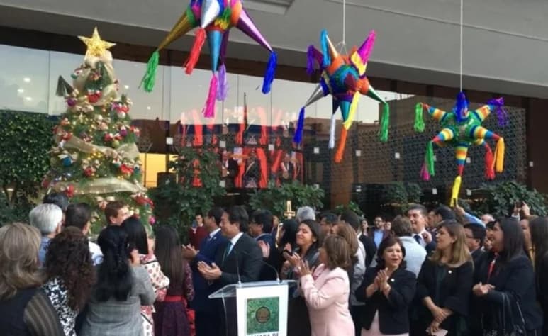 Este año no se colocó un enorme árbol de Navidad como lo hizo en la pasada Legislatura el entonces presidente de la Junta de Coordinación Política, el panista Marko Cortés. (EL UNIVERSAL)