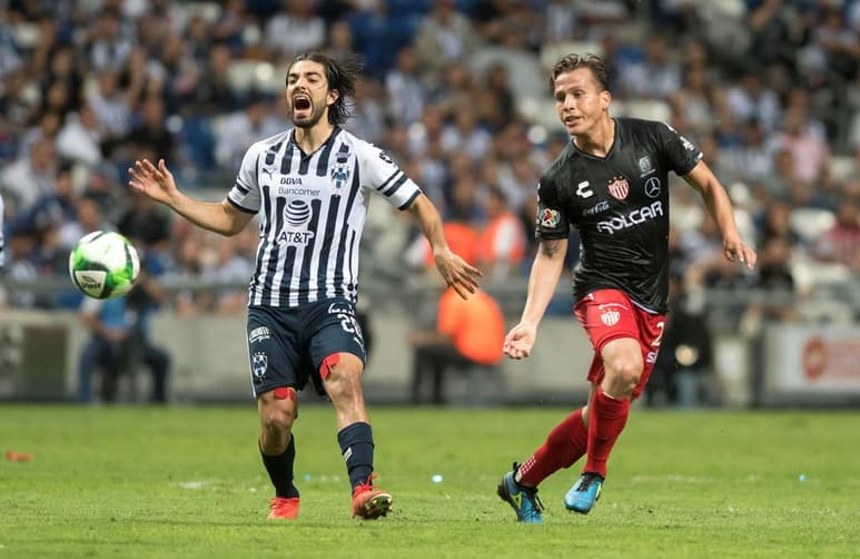 Necaxa derrotó a Rayados como visitante en la jornada 9 de este torneo, aunque fue eliminado por los regios en cuartos de final del Clausura 2019. (ARCHIVO)
