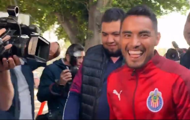 El volante realizará sus primeras pruebas físicas antes de firmar el contrato que lo pone de vuelta en la escuadra del Regaño Sagrado.  (ESPECIAL)