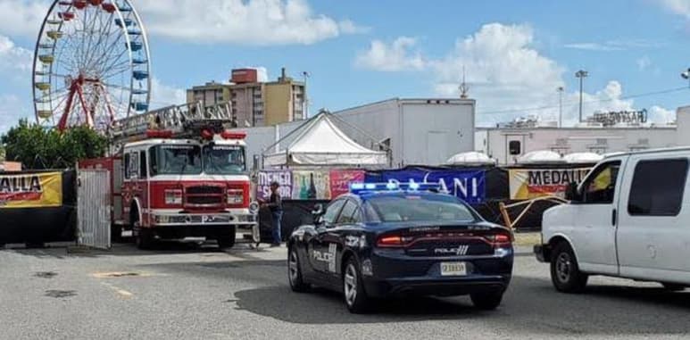 Un hombre de nacionalidad estadounidense murió este miércoles al precipitarse al vacío desde la atracción de una feria en la que realizaba operaciones de mantenimiento en Hato Rey. (ESPECIAL)