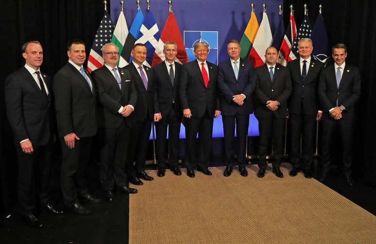 Los líderes de los países miembros de la Organización del Tratado del Atlántico Norte (OTAN) reafirmaron hoy su compromiso de defenderse mutuamente en caso de agresión. (EFE)
