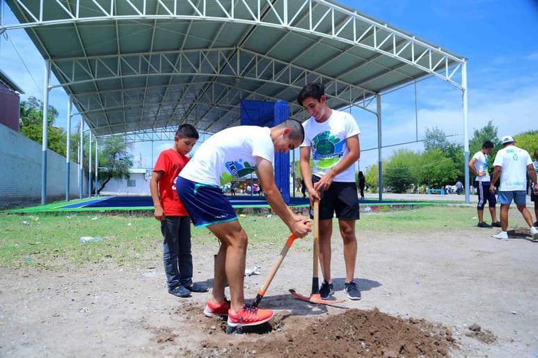 El 5 de diciembre se celebra desde 1985 por parte de la ONU la labor que realizan los voluntarios.