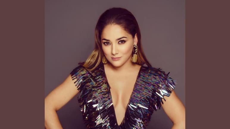 En revista. Sherlyn da la exclusiva de su primer embarazo, dice que está muy feliz. (ESPECIAL)