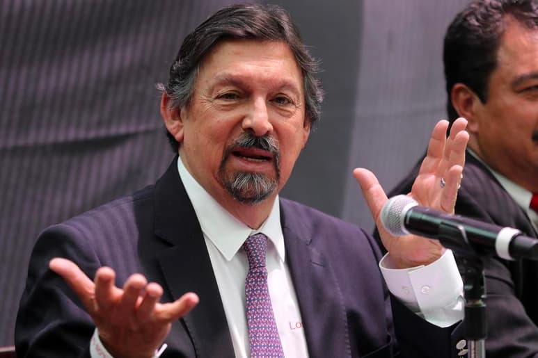 En entrevista exclusiva con Notimex, el también líder nacional de los mineros alertó que con ese sistema de contrataciones laborales que ha crecido en el país 'no hay economía, no hay sistema que lo aguante', y aunque México ha tenido la capacidad de tolerancia refirió que ésta se va agotando. (ARCHIVO)