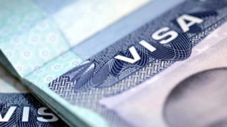 Organizaciones de documentalistas demandaron al gobierno de EUA por nuevas normas que le exigen a todo el que solicite una visa a revelar sus seudónimos en las redes sociales. (ARCHIVO)