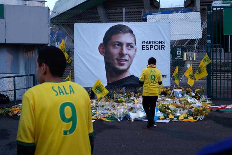 FIFA ordenó al club galés pagar seis millones de euros al Nantes. (ARCHIVO)