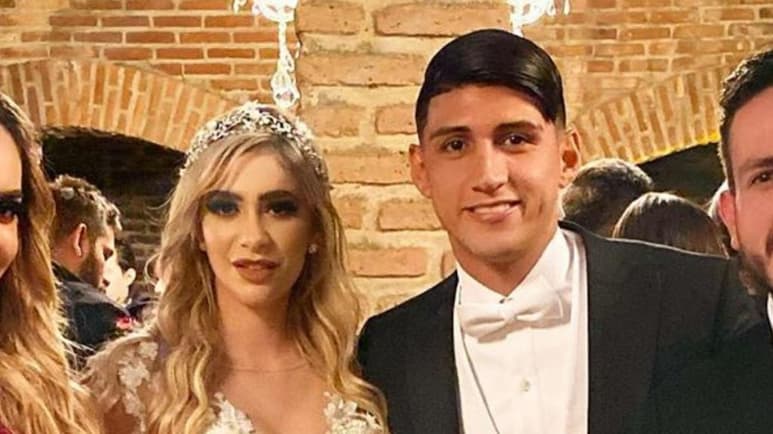 El futbolista había mantenía una relación de varios años con la modelo regiomontana. (ESPECIAL)