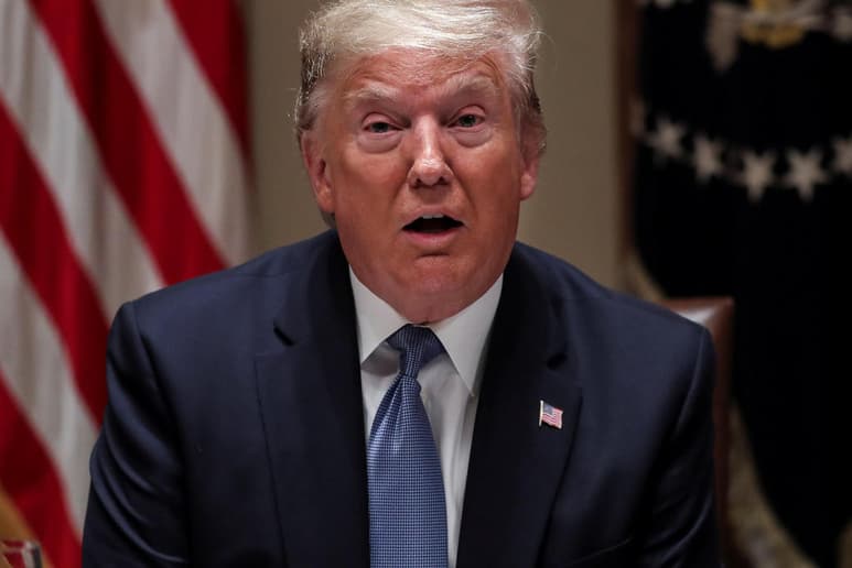 Trump ha insistido en que no hizo nada malo. Tuiteó que los demócratas “han enloquecido”. (ARCHIVO)