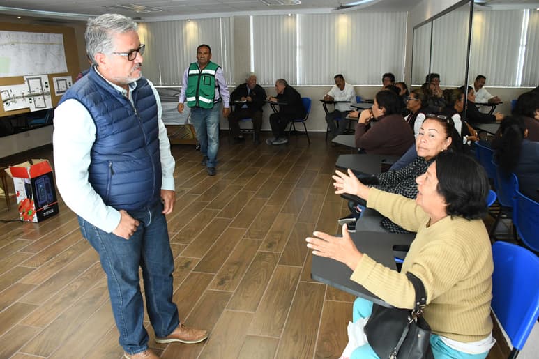 Se reunieron de nuevo vecinos del poniente y autoridades estatales en la ciudad de Torreón.