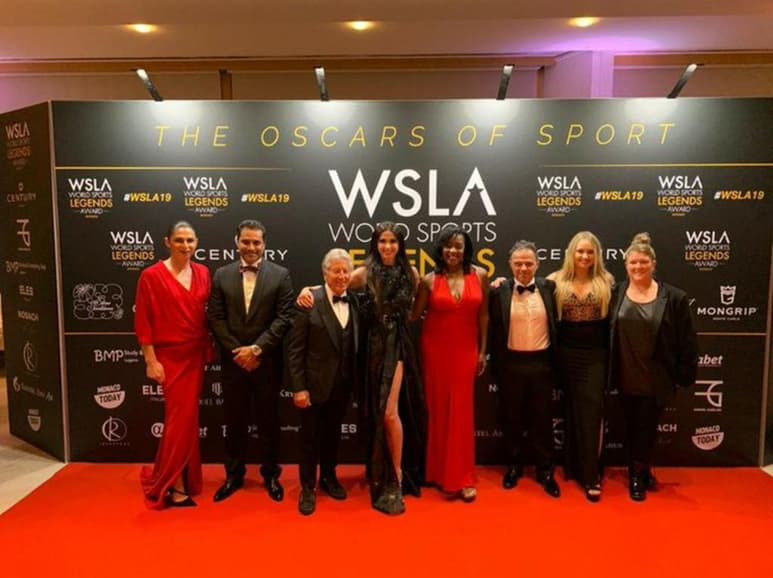 La exatleta se hizo acreedora al 'Oscar del Deporte' por su trayectoria en el atletismo mundial. (CORTESÍA)