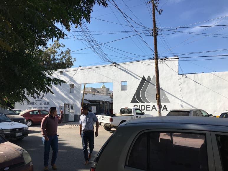 El Sideapa rechazó cortar el servicio de agua potable a las escuelas y universidades que tienen adeudo en Gómez Palacio. (EL SIGLO DE TORREÓN)