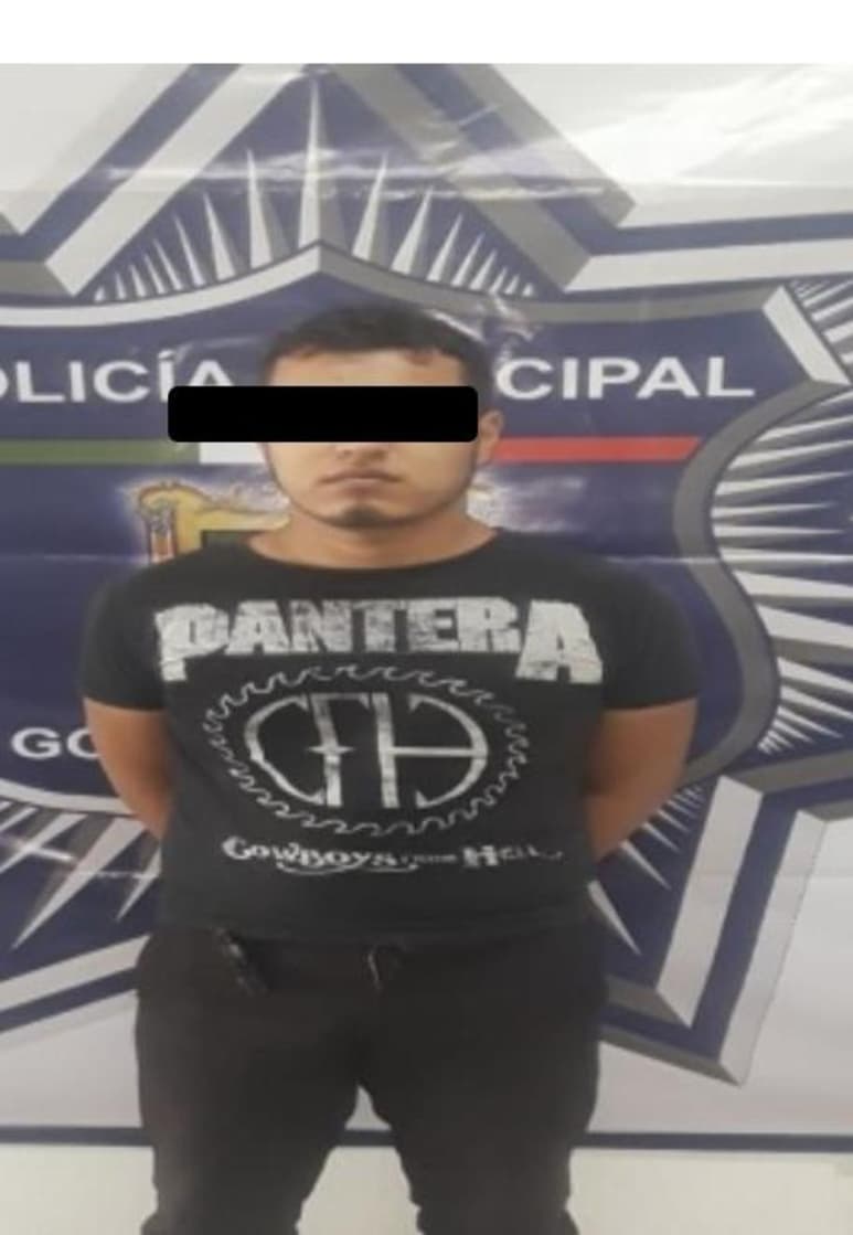 El sujeto fue detenido por personal de la Policía Municipal y trasladado a las instalaciones de la Vicefiscalía del Estado. (EL SIGLO DE TORREÓN)