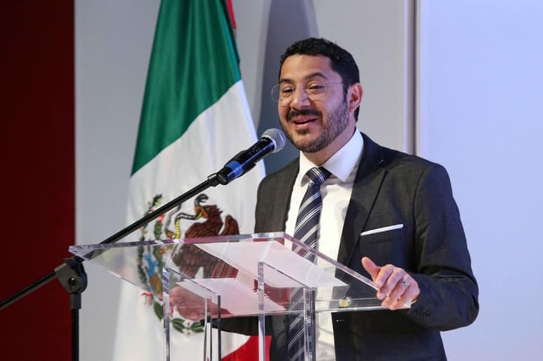 El senador Martí Batres Guadarrama (Morena) señaló que la detención de Genaro García Luna, encargado de la seguridad pública de Felipe Calderón, es un hecho que ayuda a luchar contra la corrupción e impunidad. (ARCHIVO)