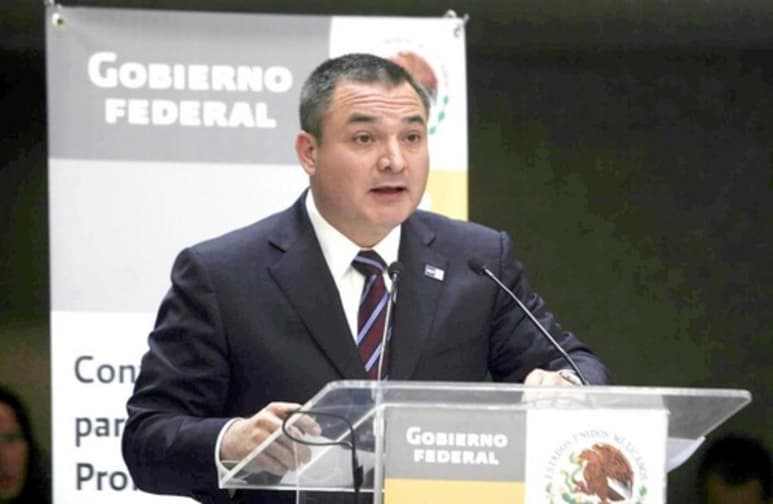 Richard P. Donoghue, fiscal del Distrito Este de Nueva York quien anunció este martes los cargos en contra Genaro García Luna, exsecretario de Seguridad Pública durante el sexenio de Felipe Calderón, es el mismo que llevó el caso de Joaquín 'El Chapo' Guzmán. (ARCHIVO)
