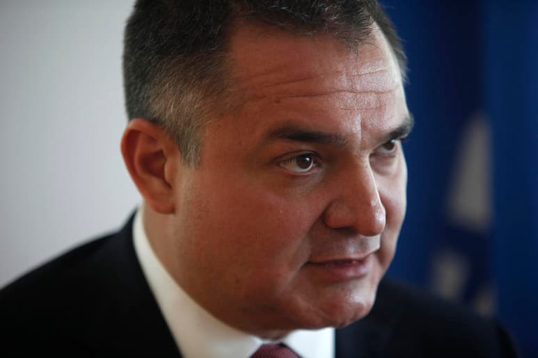 La lista de acusaciones por corrupción y abuso de poder en contra del exsecretario de Seguridad Genaro García Luna, de 51 años, era tan larga que, para algunos, su arresto era solo cuestión de tiempo. (AP)