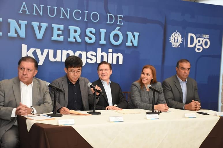 Rosas Aispuro destacó la conectividad del estado como una de sus principales fortalezas, tanto hacia el centro del país como al norte, con Estados Unidos. (EL SIGLO DE TORREÓN)