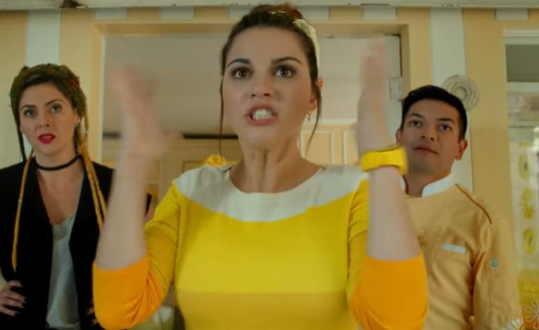 La actriz Maite Perroni aseguró que su reciente filme Doblemente embarazada no es una película aleccionadora, sino que simplemente busca hacer pasar un rato divertido y contar un cuento de la mejor manera. (ESPECIAL)