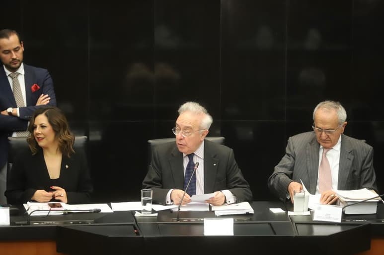 Comisiones del Senado avalaron el dictamen de adenda al Tratado de libre comercio entre México, Estados Unidos y Canadá (T-MEC), por lo que pasó al pleno. (TWITTER)